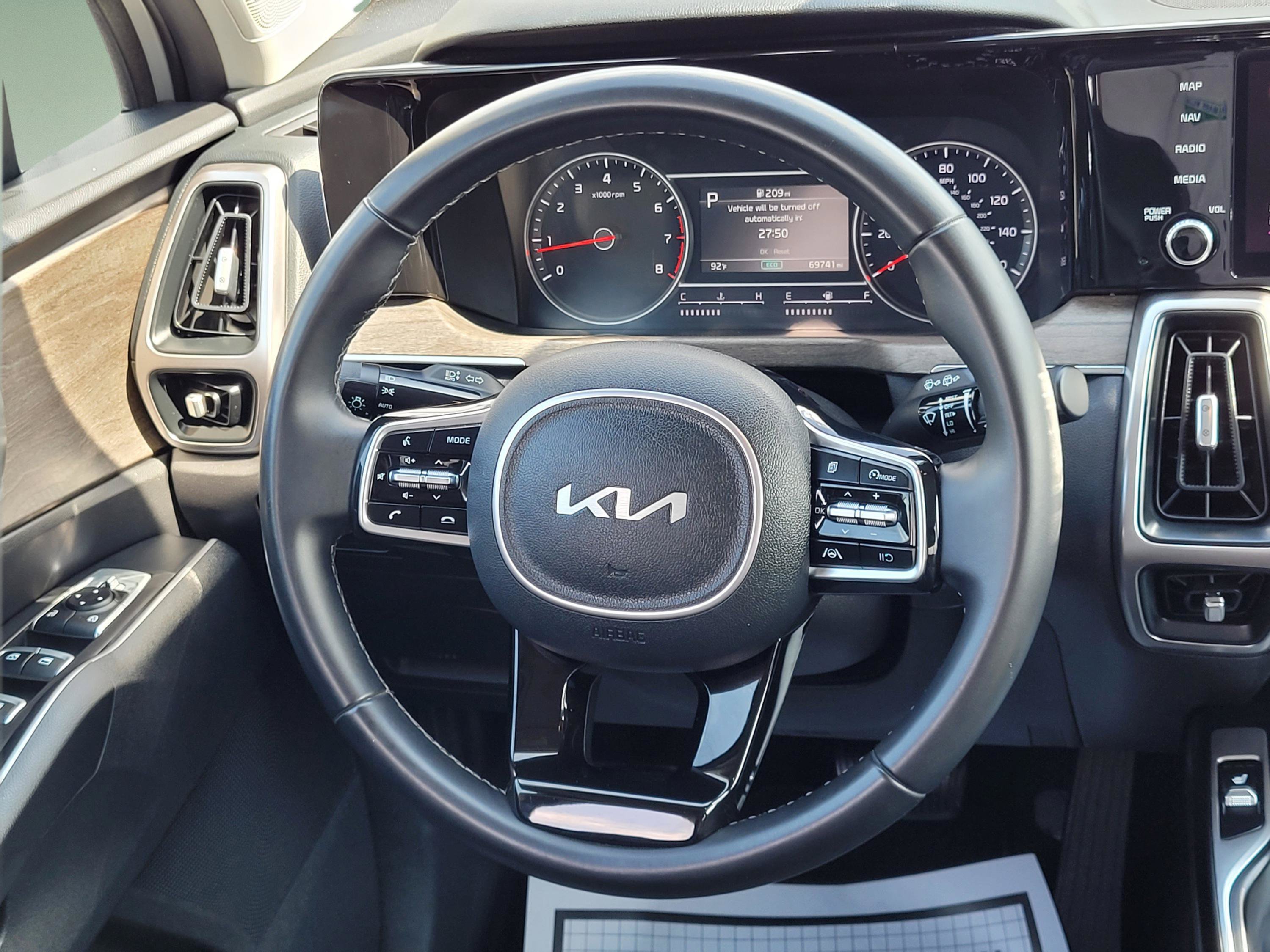 Used 2022 Kia Sorento S AWD/4WD image 12