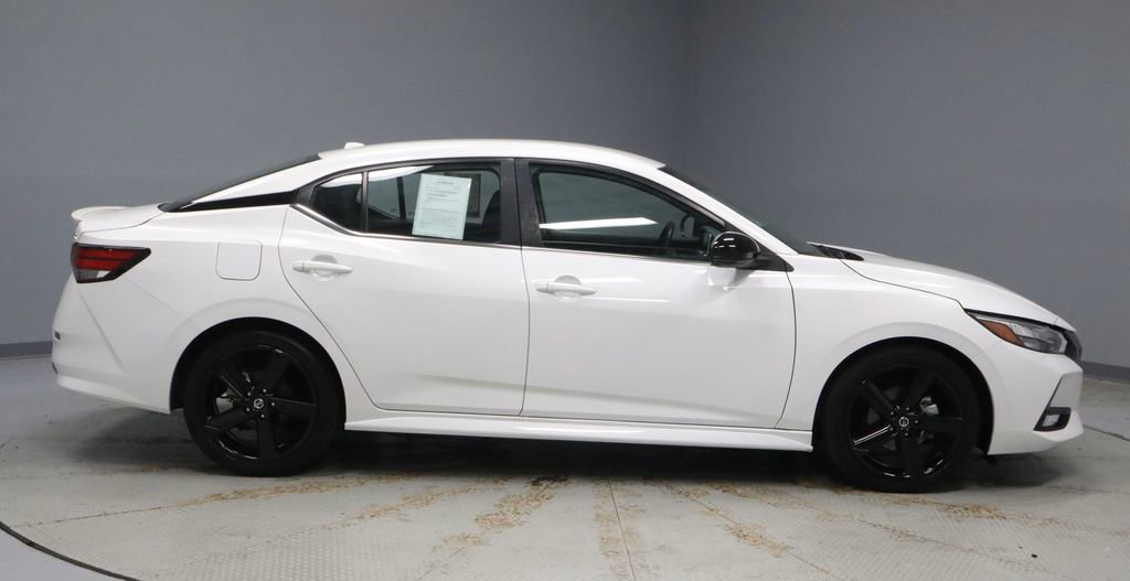 Used 2023 Nissan Sentra SR w/ Trunk Package image 5