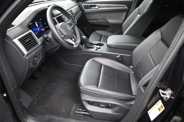 Used 2022 Volkswagen Atlas Cross Sport SE AWD/4WD image 10