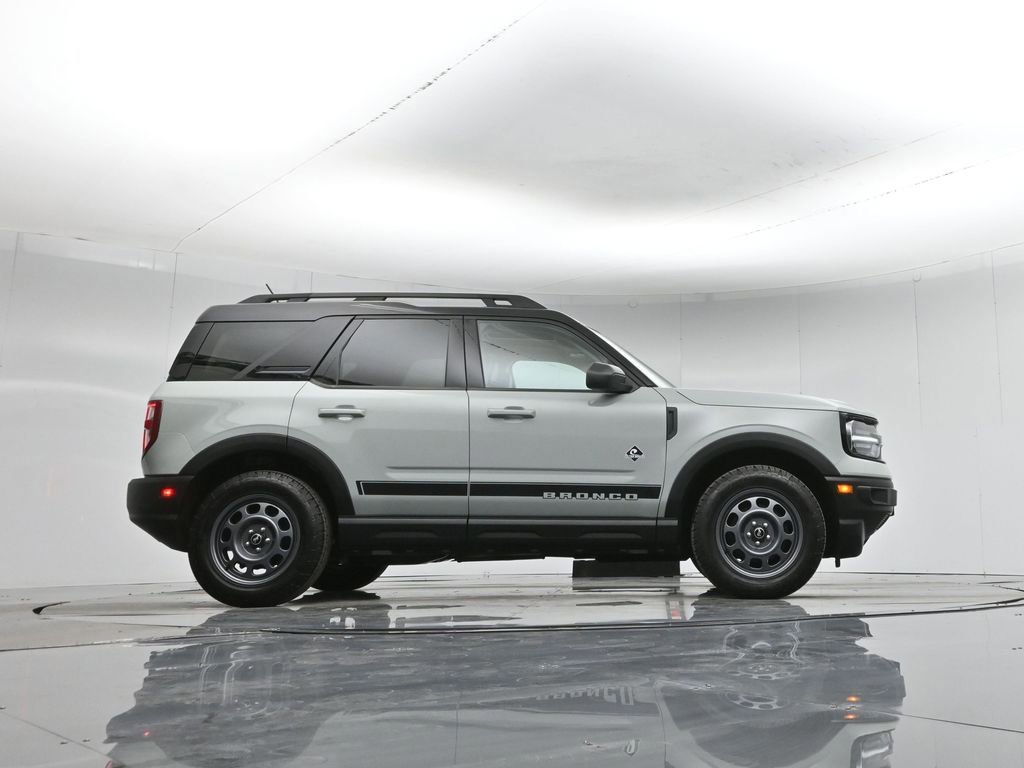 Certified 2024 Ford Bronco Sport Outer Banks w/ Tech Package image 10