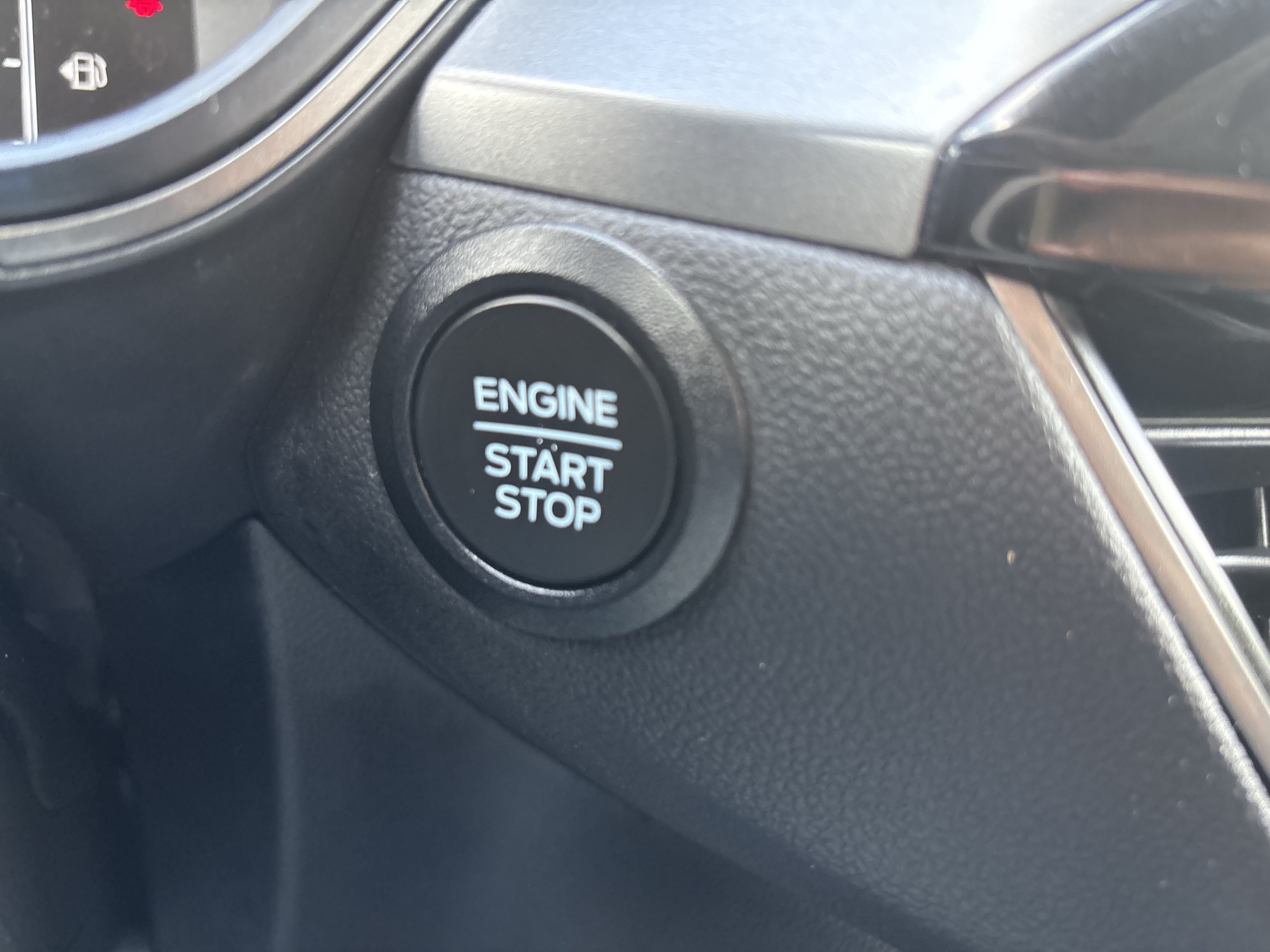 Certified 2023 Ford Escape Active FWD image 32