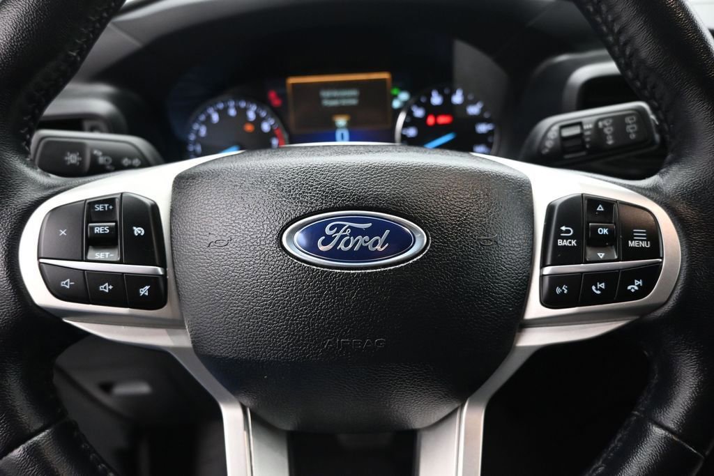 Certified 2023 Ford Explorer XLT RWD image 39