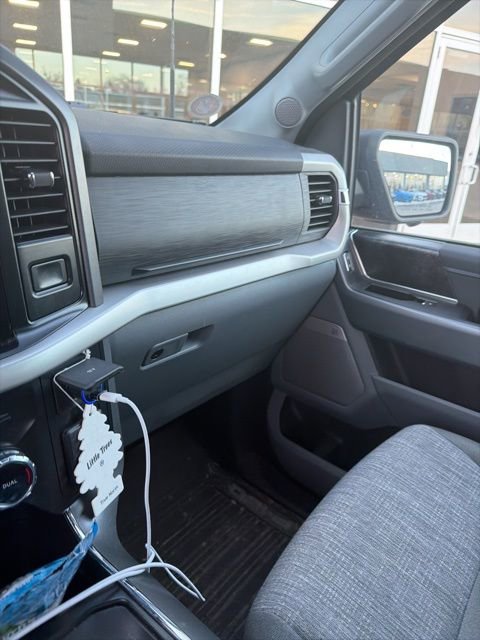 Certified 2022 Ford F150 XLT w/ Equipment Group 302A High image 19