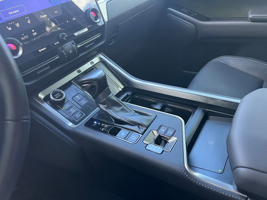Used 2024 Lexus GX 550 AWD/4WD image 33