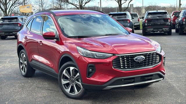 Certified 2024 Ford Escape Platinum image 8