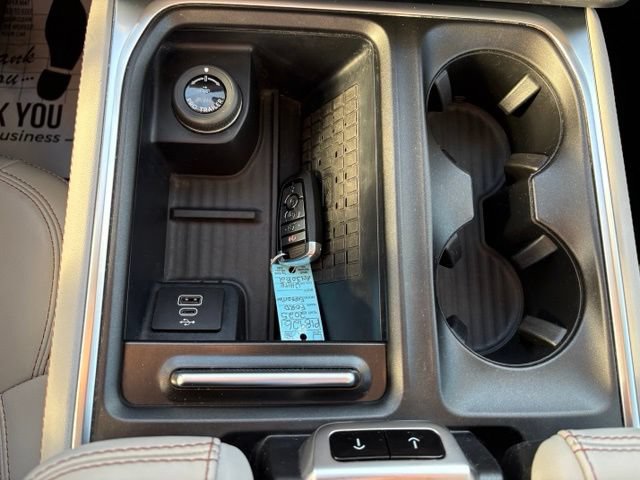 Certified 2025 Ford Expedition Active AWD/4WD image 29