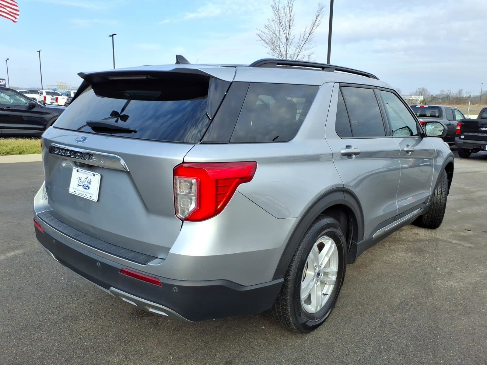 Certified 2024 Ford Explorer XLT w/ Equipment Group 202A image 5