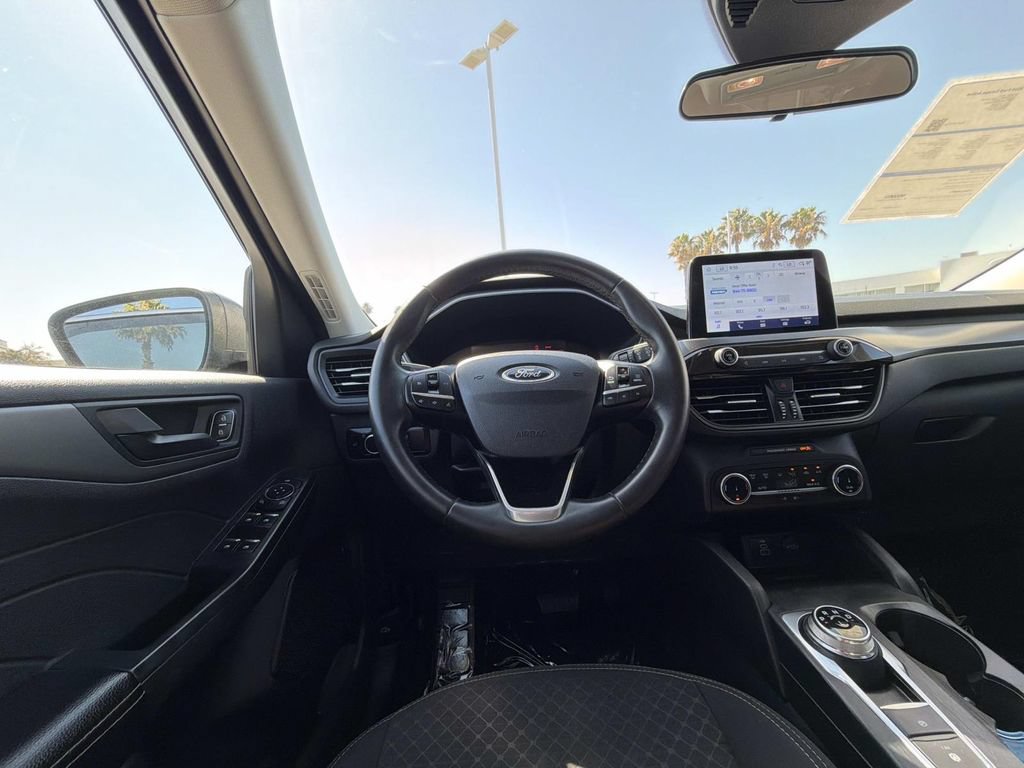 Certified 2024 Ford Escape Active FWD image 17
