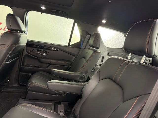 Used 2024 Honda Pilot TrailSport image 13