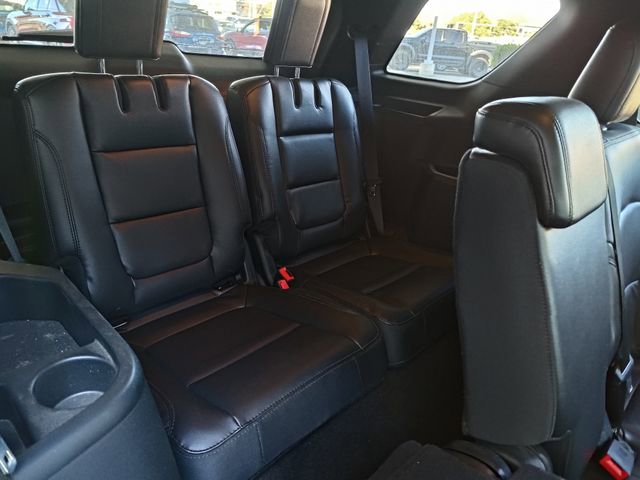 Certified 2018 Ford Explorer XLT w/ Equipment Group 202A image 13
