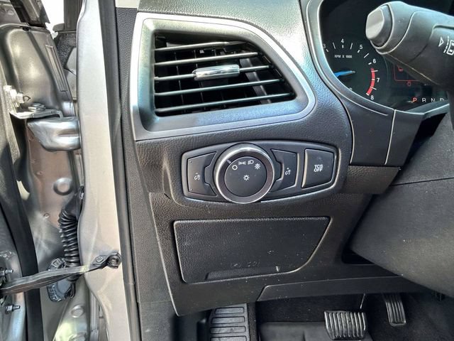 Certified 2020 Ford Edge SE FWD image 18