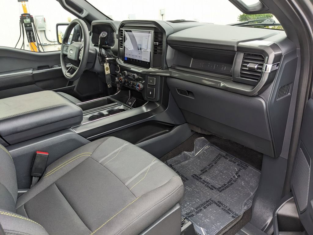 Certified 2025 Ford F150 STX image 13