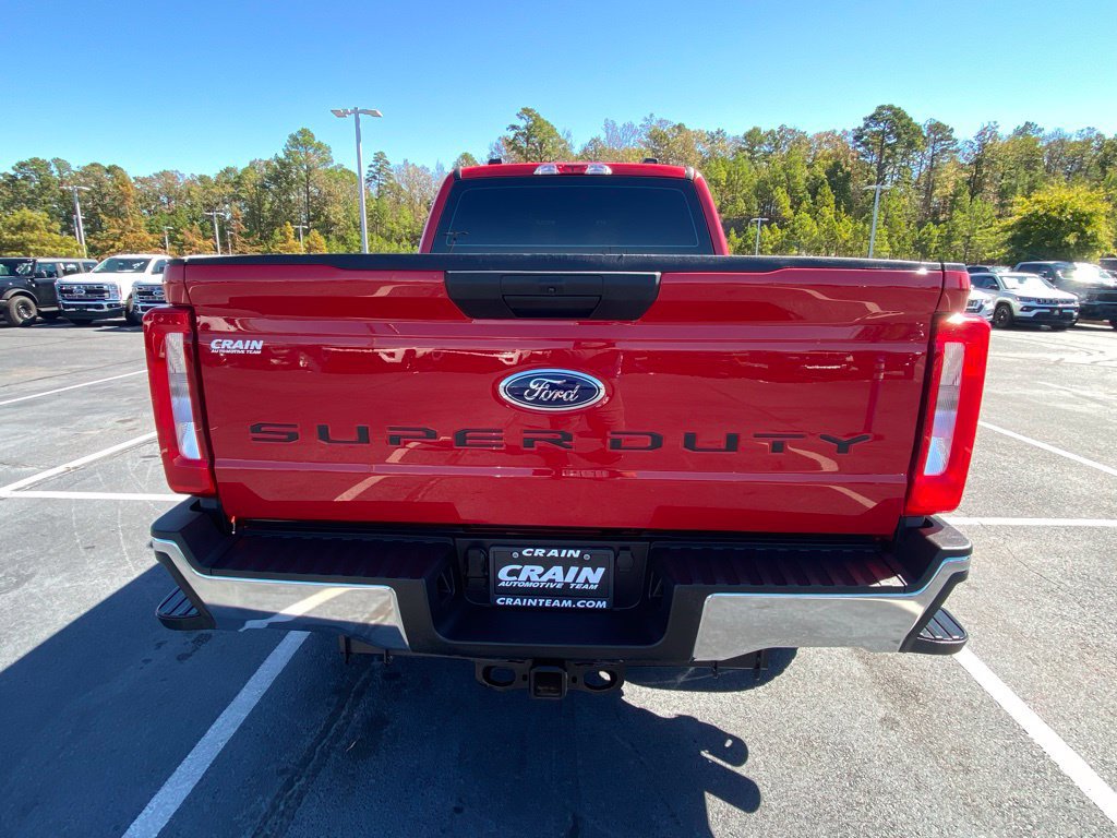 Certified 2025 Ford F250 XL w/ XL Chrome Package AWD/4WD image 6