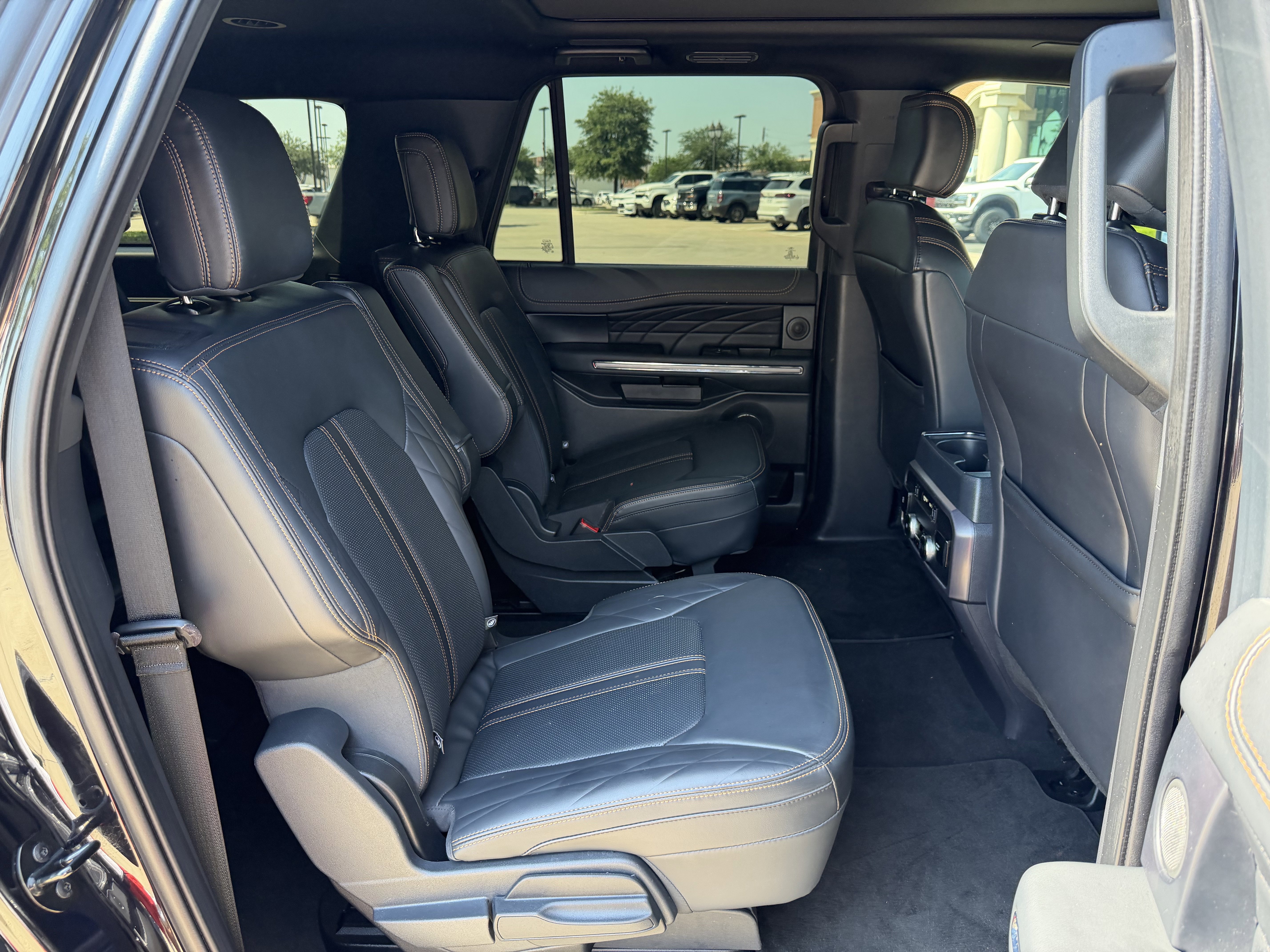 Certified 2024 Ford Expedition Max Platinum AWD/4WD image 35