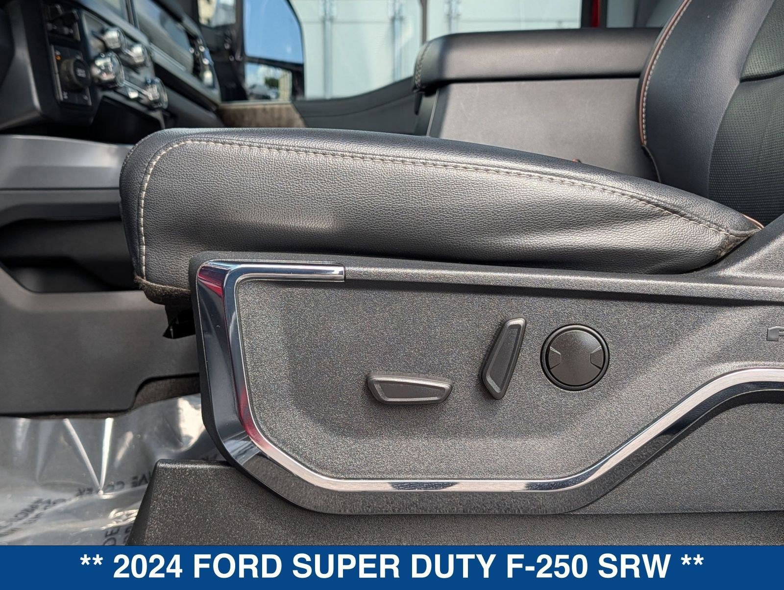 Certified 2024 Ford F250 Lariat w/ Chrome Package image 22