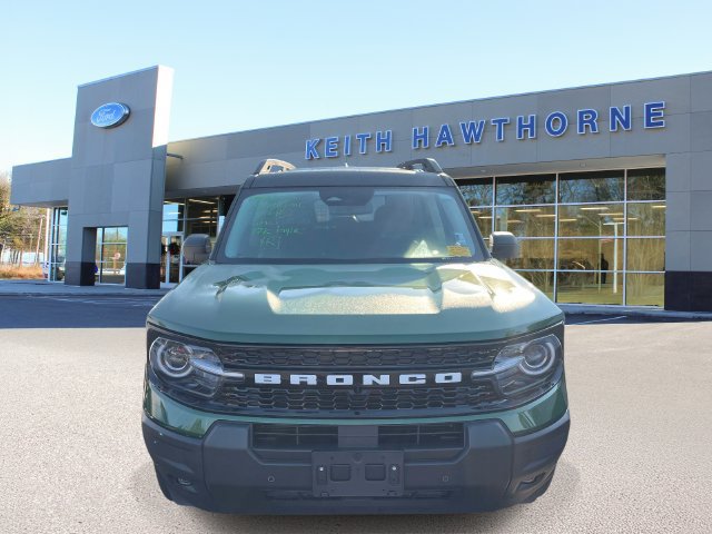 Certified 2025 Ford Bronco Sport Outer Banks w/ Outer Banks Tech Package+ AWD/4WD image 2