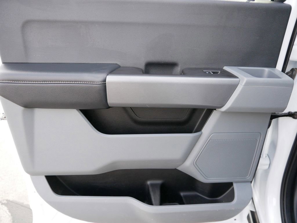 Certified 2024 Ford F350 XLT w/ FX4 Off-Road Package image 13