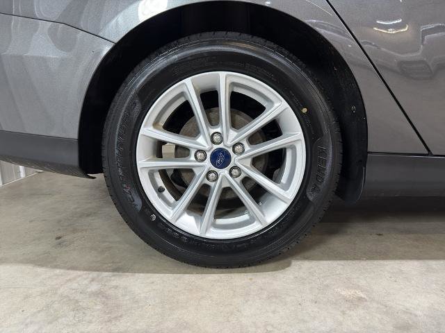 Certified 2017 Ford Focus SE image 23