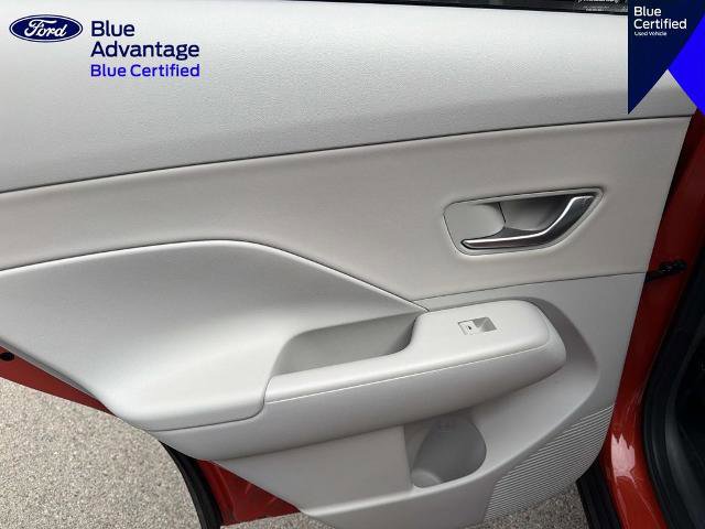 Used 2024 Hyundai Kona Limited FWD image 11