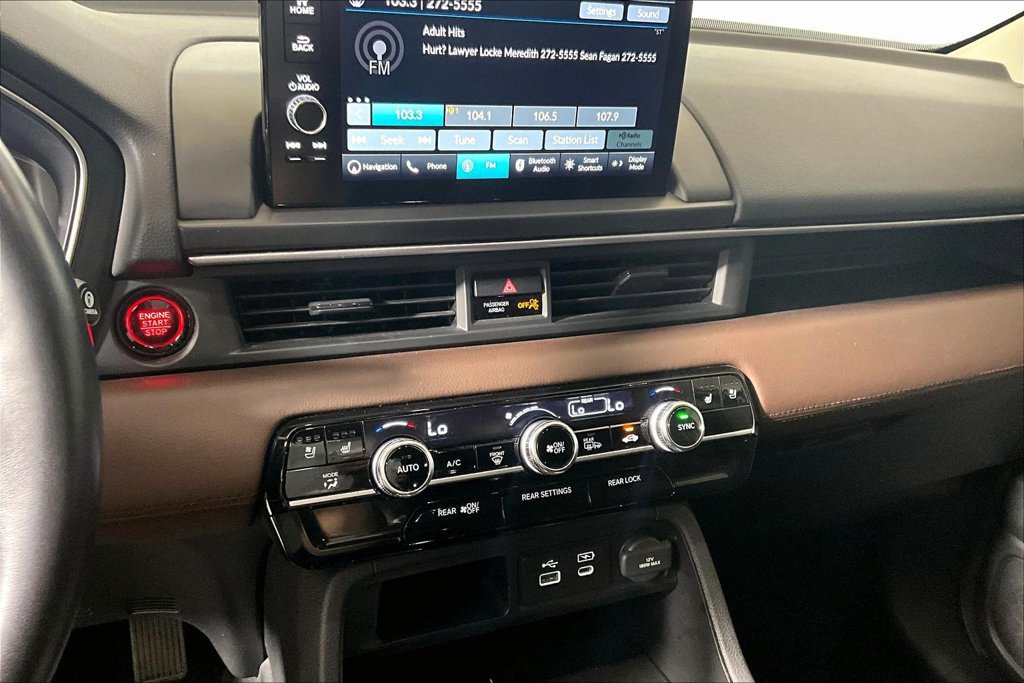 Used 2025 Honda Pilot Elite image 25