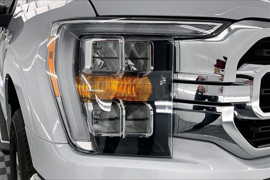 Certified 2022 Ford F150 XLT w/ Equipment Group 302A High image 30