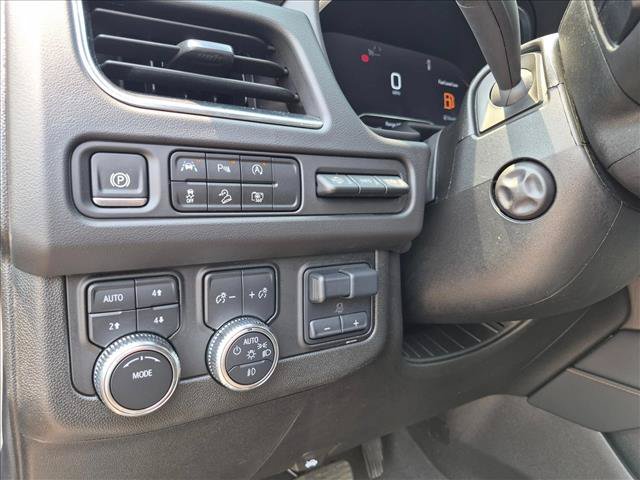 Used 2024 GMC Yukon AT4 w/ Technology Package AWD/4WD image 16