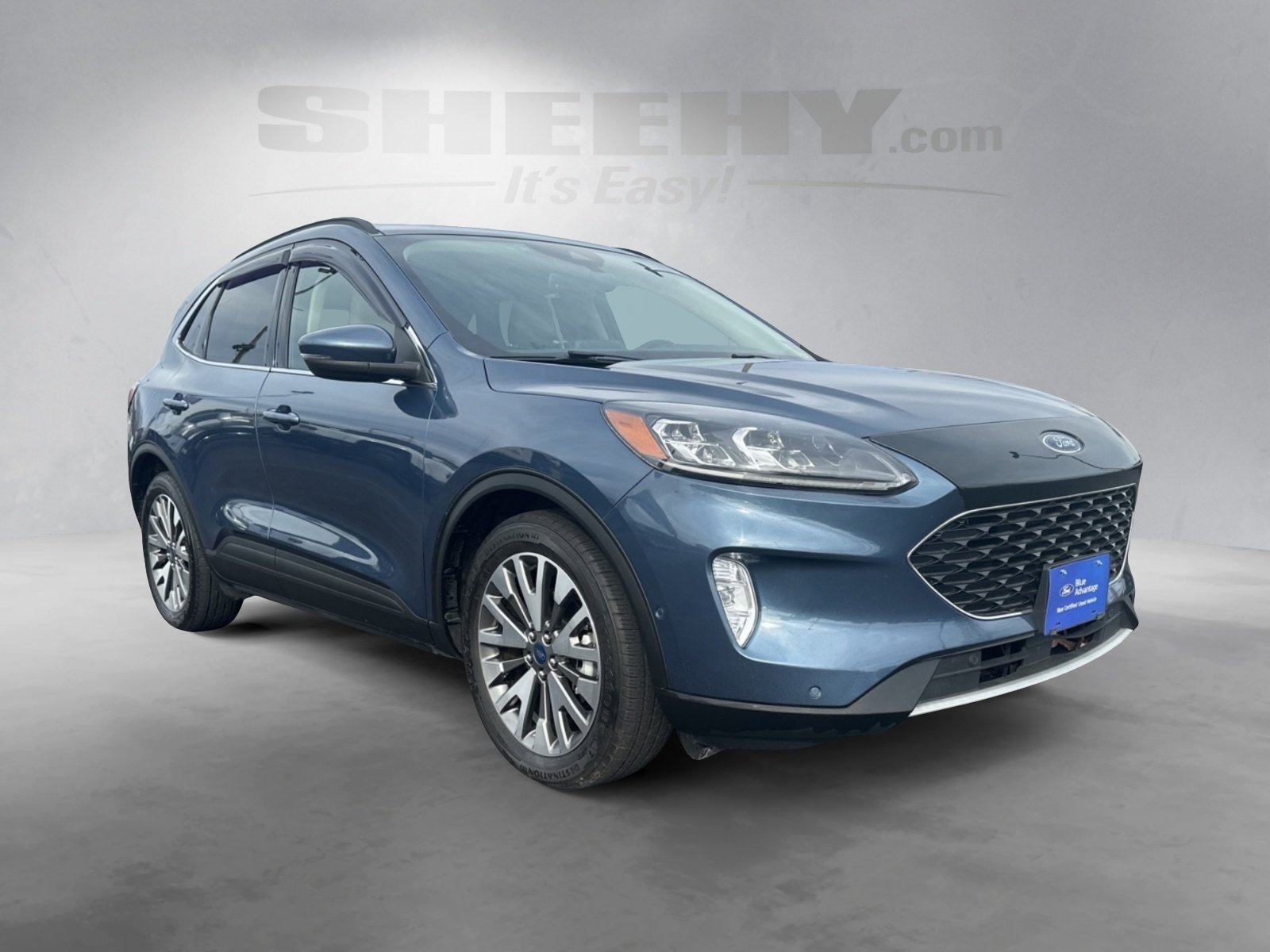 Certified 2020 Ford Escape Titanium image 2