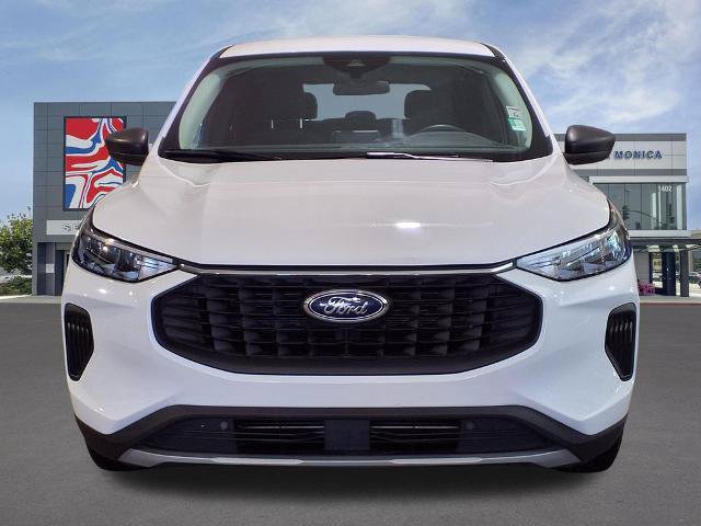 Certified 2025 Ford Escape Active AWD/4WD image 2