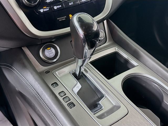 Used 2023 Nissan Murano SV image 16