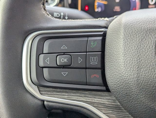 Used 2023 Jeep Wagoneer Series III w/ Preferred Equipment Group image 26