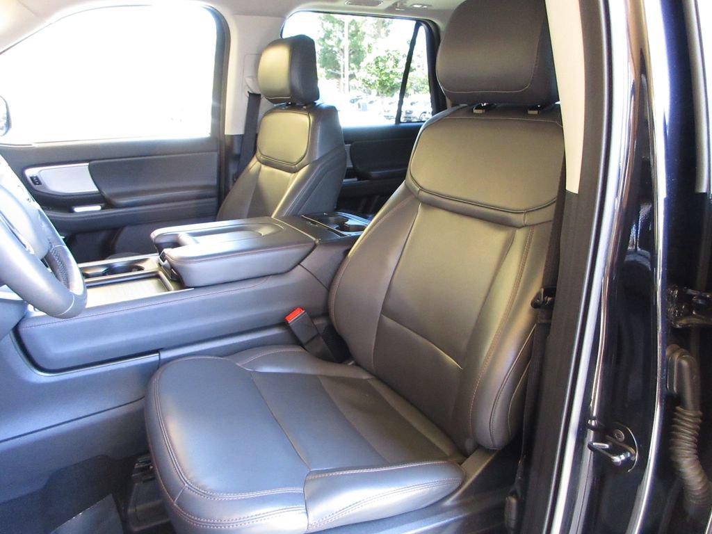 Certified 2025 Ford Expedition Max Active RWD image 11