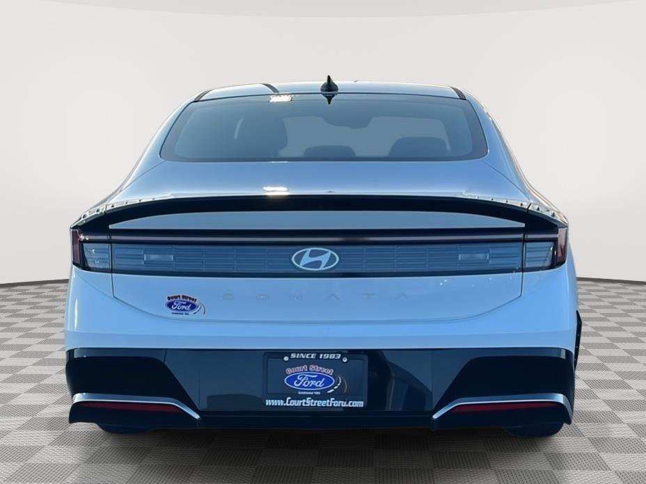 Used 2025 Hyundai Sonata SEL image 4