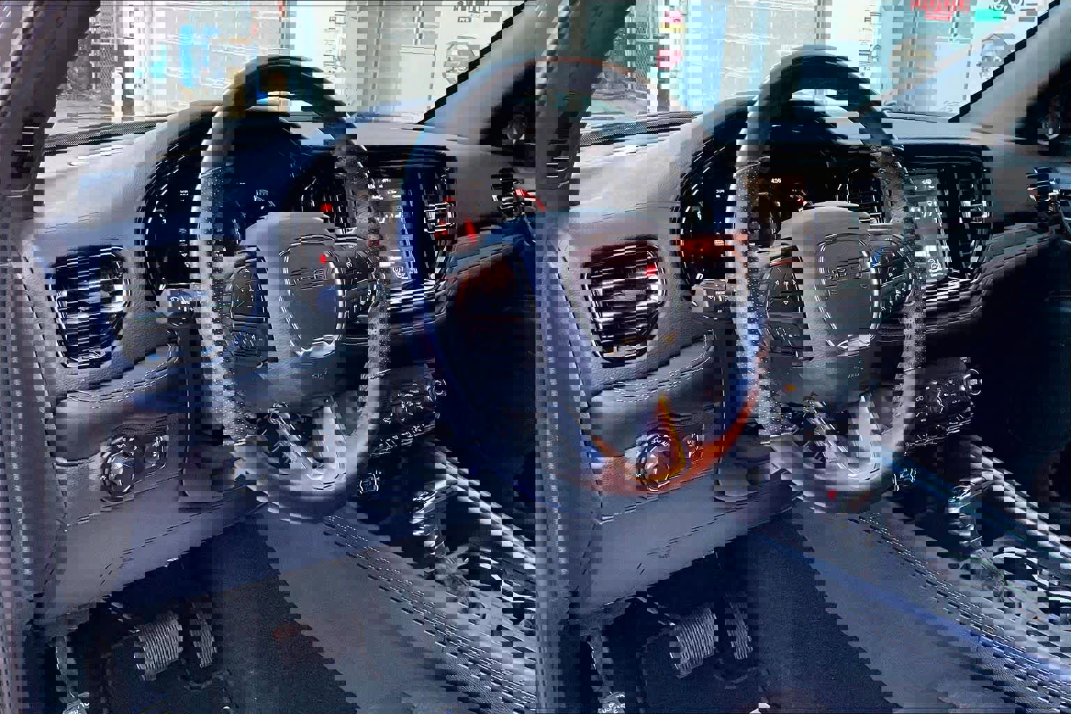 Used 2023 Dodge Durango SXT Launch Edition image 55