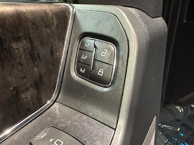 Certified 2023 Ford F350 Lariat AWD/4WD image 7