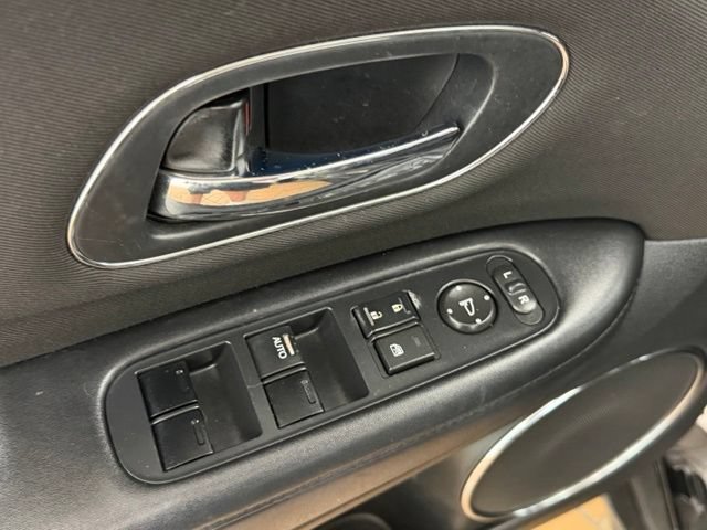 Used 2017 Honda HR-V EX image 20