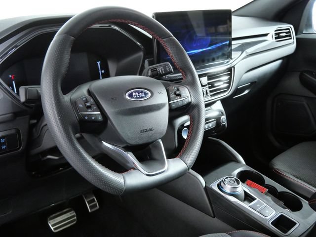 Certified 2023 Ford Escape ST-Line w/ Tech Pack #1 AWD/4WD image 19
