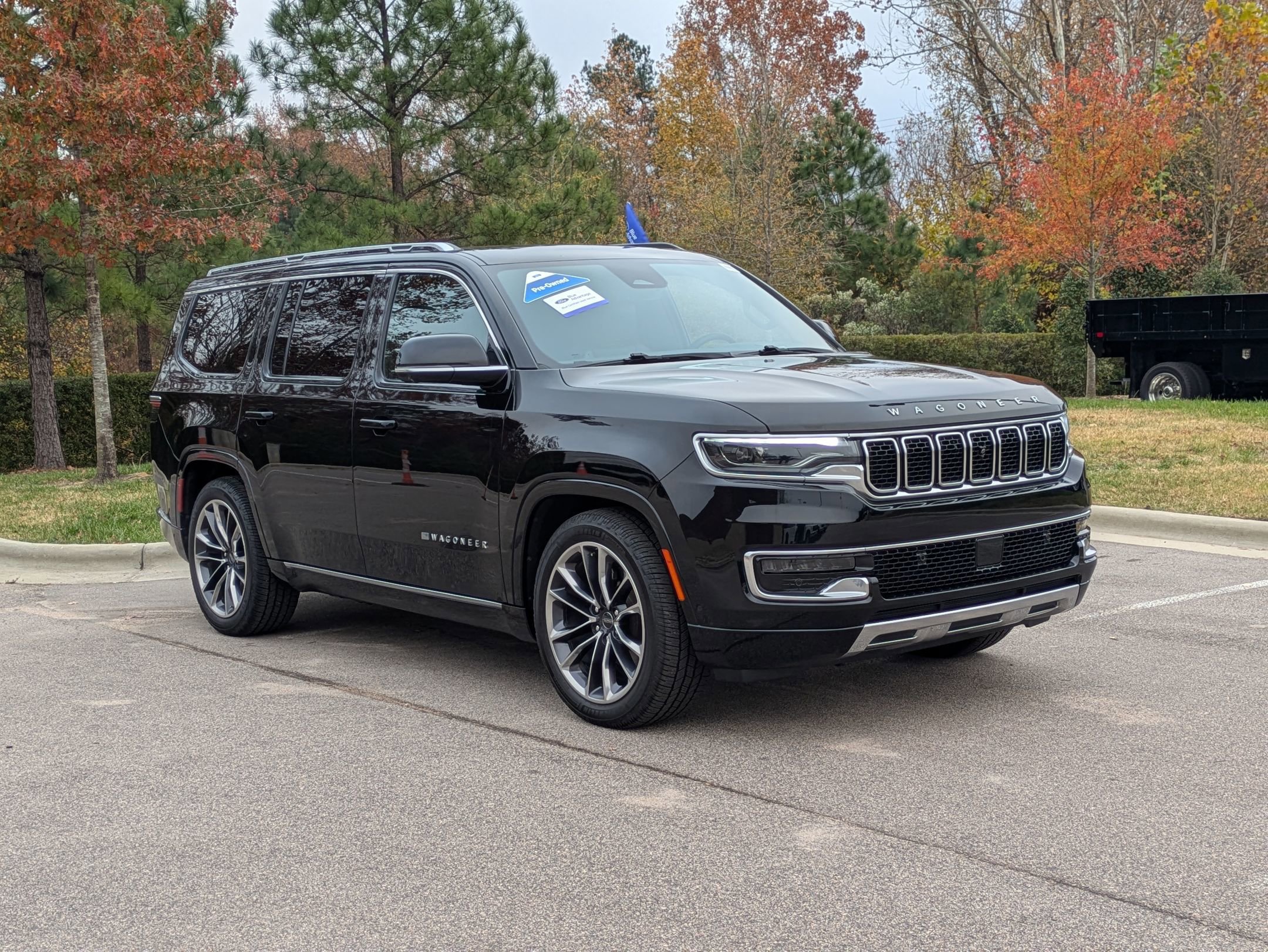 Used 2024 Jeep Wagoneer Series III w/ Premium Group I image 9