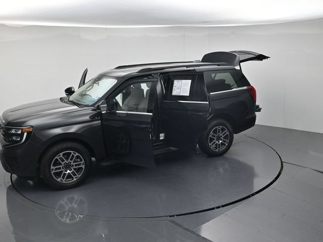 Certified 2025 Ford Expedition Active AWD/4WD image 54