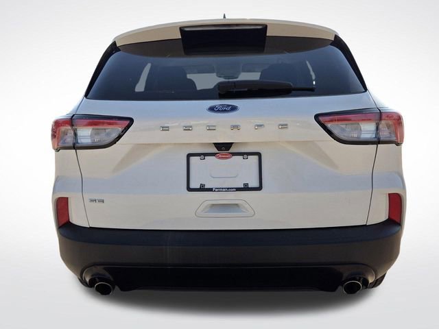 Certified 2022 Ford Escape SE w/ SE Sport Appearance Package image 4