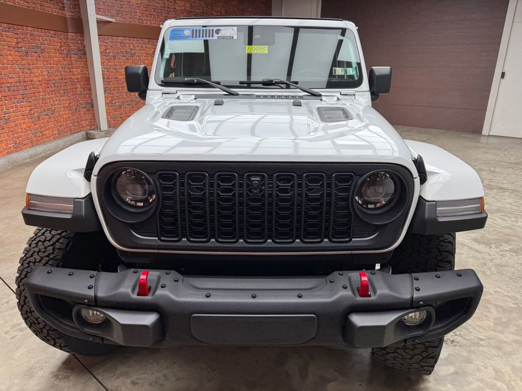 Used 2024 Jeep Wrangler Unlimited Rubicon AWD/4WD image 7