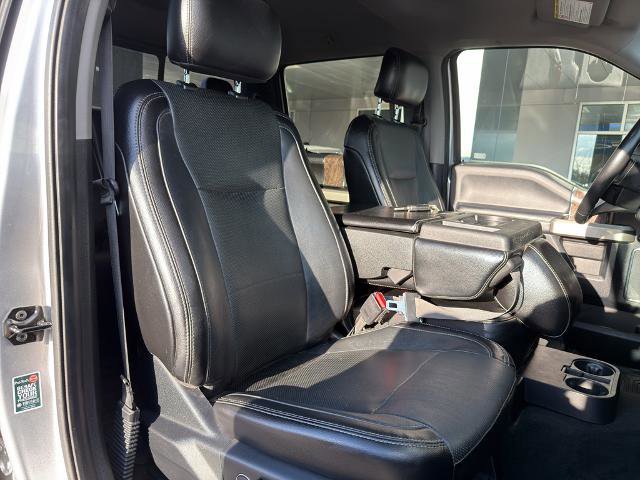 Certified 2017 Ford F350 Lariat w/ Camper Package image 13