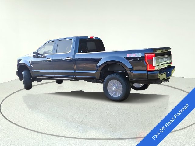 Certified 2019 Ford F250 Platinum w/ Platinum Ultimate Package AWD/4WD image 4