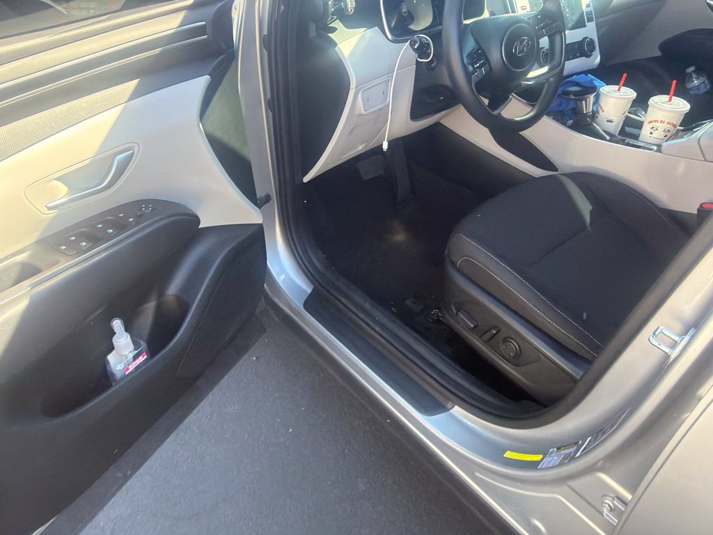 Used 2022 Hyundai Tucson SEL FWD image 4