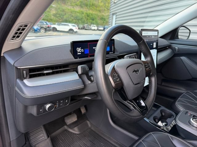 Certified 2021 Ford Mustang Mach-E Select w/ Comfort/Technology Package AWD/4WD image 16