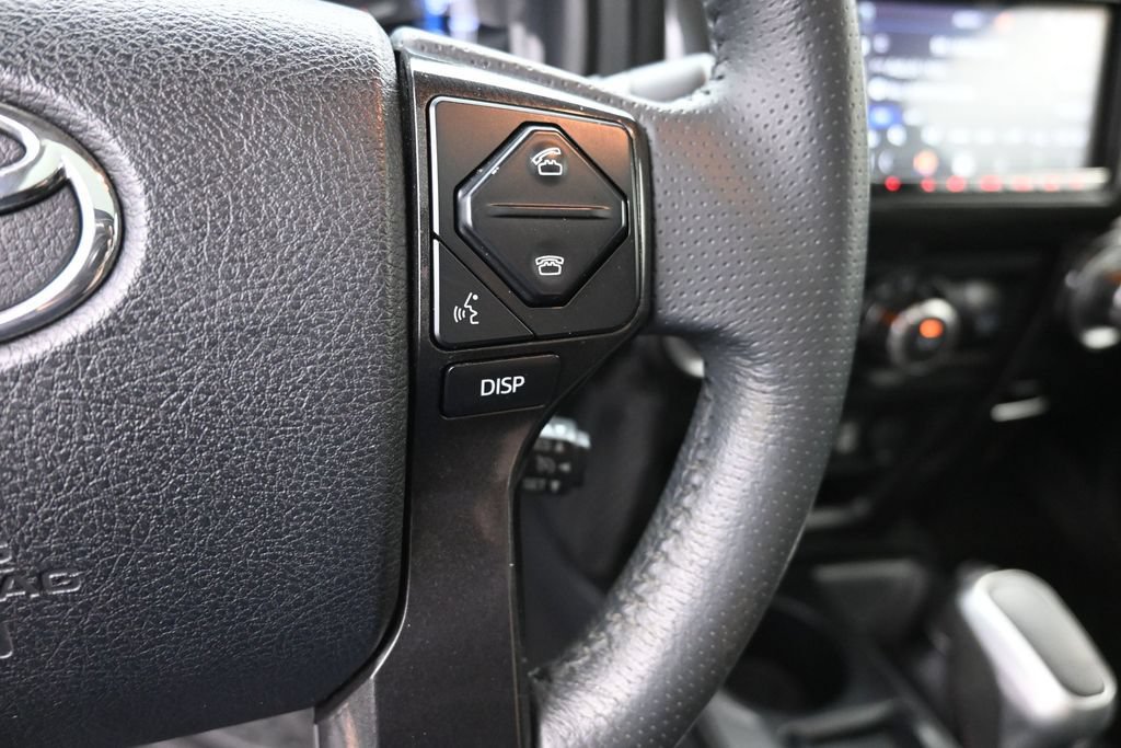 Used 2019 Toyota 4Runner TRD Off-Road Premium AWD/4WD image 6