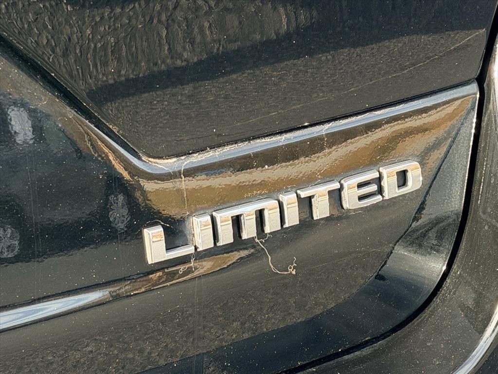 Used 2023 Jeep Grand Cherokee Limited image 15