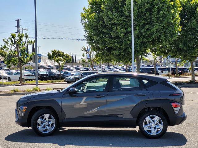 Used 2025 Hyundai Kona SE FWD image 7