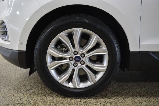 Certified 2020 Ford Edge Titanium w/ Equipment Group 301A AWD/4WD image 11