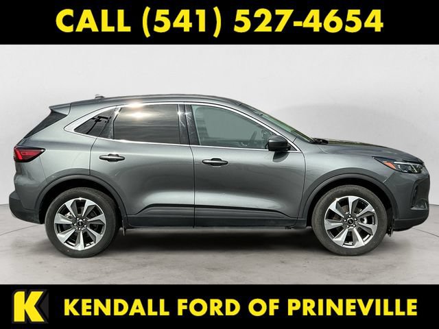Certified 2025 Ford Escape Platinum AWD/4WD image 4