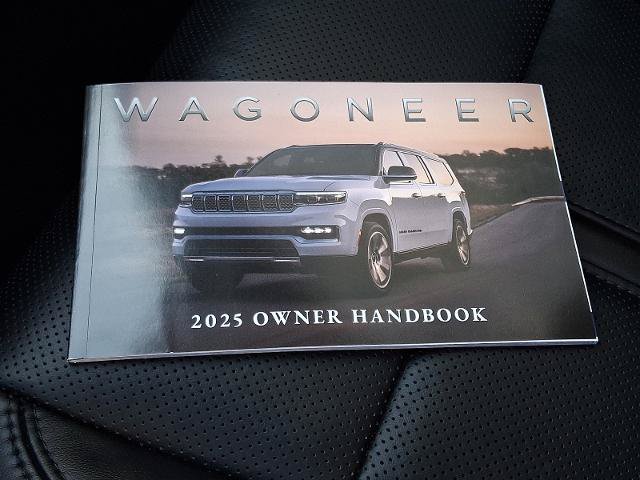 Used 2025 Jeep Wagoneer 4WD w/ Premium Group I image 26